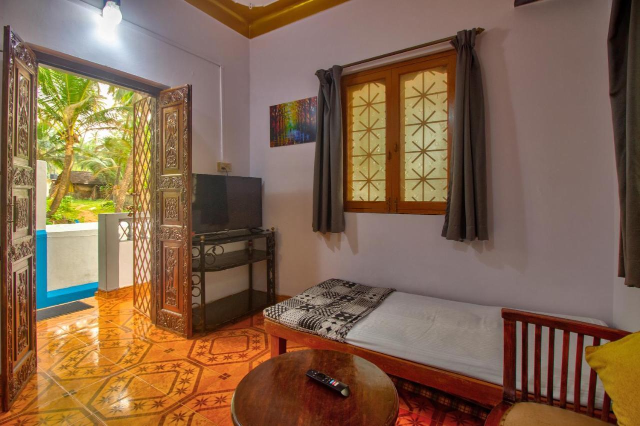 Anjuna Beach Villa Villa *